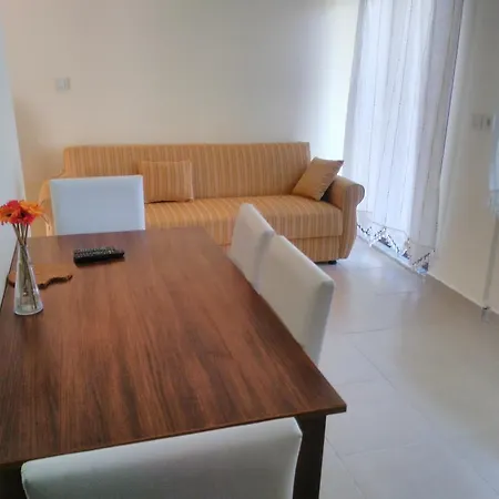 Apartament The Palm