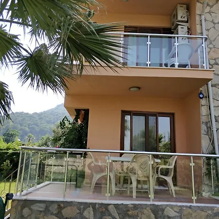 Apartament The Palm